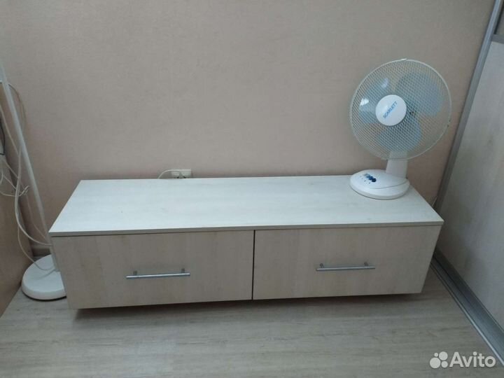 Тумба под телевизор