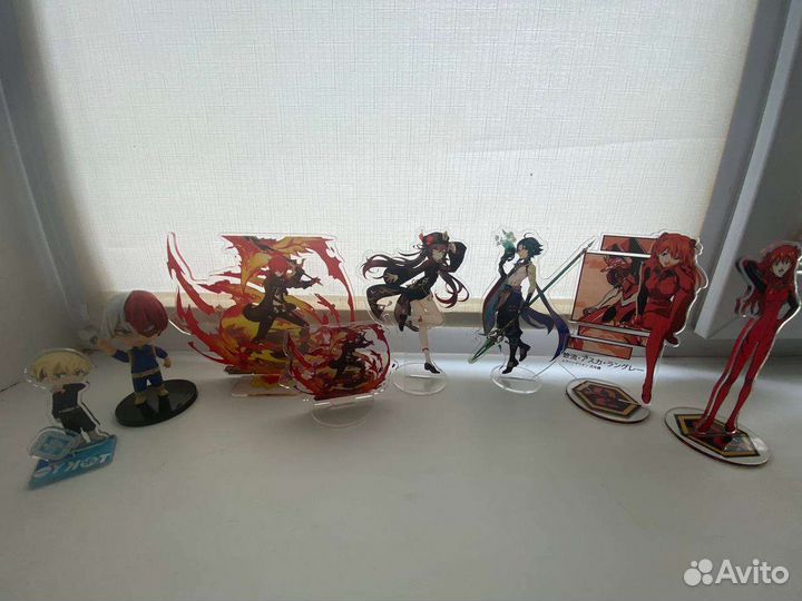 Акриловые статуэтки/фигурки /значки/брелки/серёжки