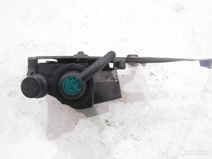 Бачок гидроусилителя Mercedes W220 S