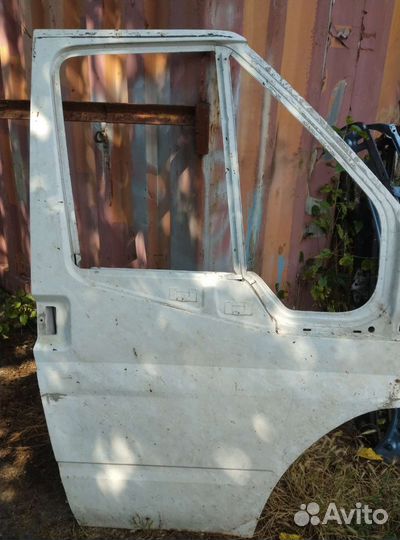 Дверь передняя правая форд транзит 1996 год