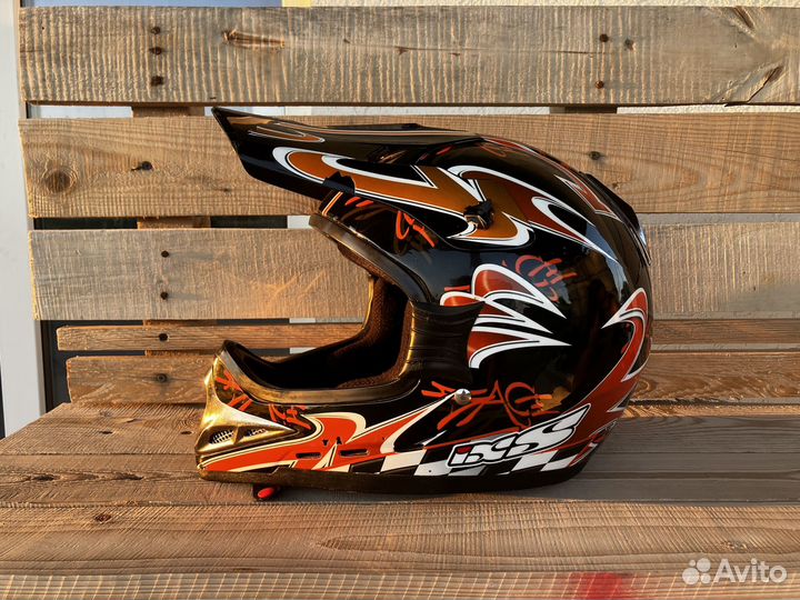 Кроссовый шлем ixs
