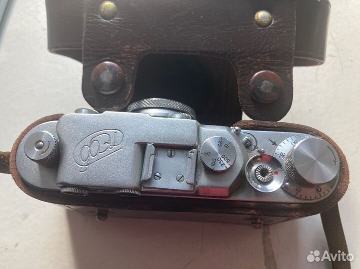 Плёночный фотоаппарат фэд