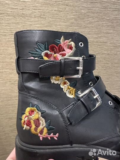 Ботинки By Guess