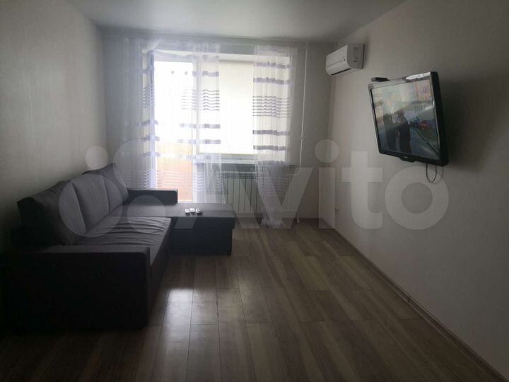 2-к. квартира, 60 м², 6/10 эт.