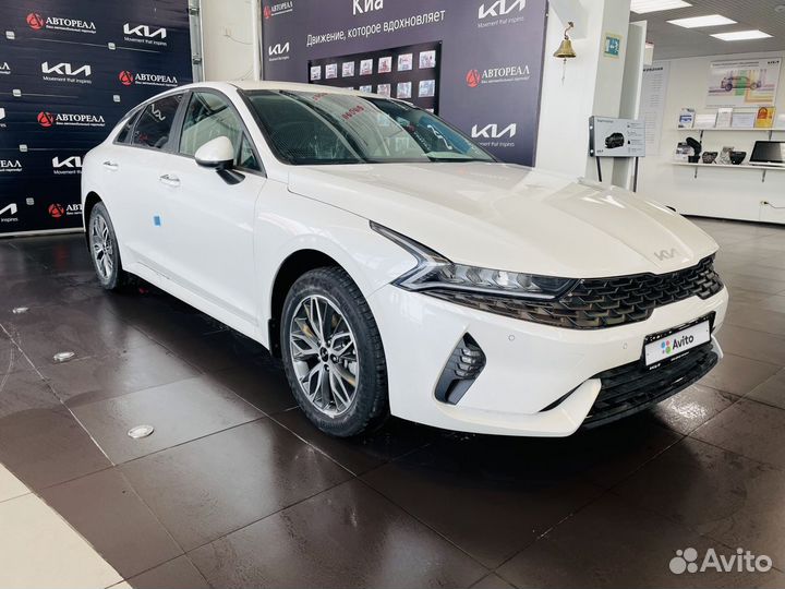 Kia K5 2.0 AT, 2022
