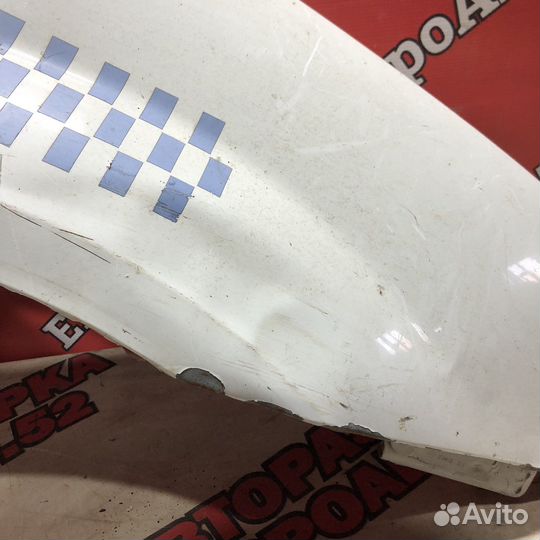 Переднее правое крыло Renault Logan 1