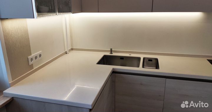 Каменная столешница для кухни м2