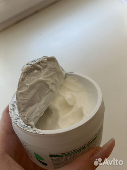 Крем для лица aravia