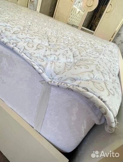 Наматрасник-топпер стеганный 160х200 см