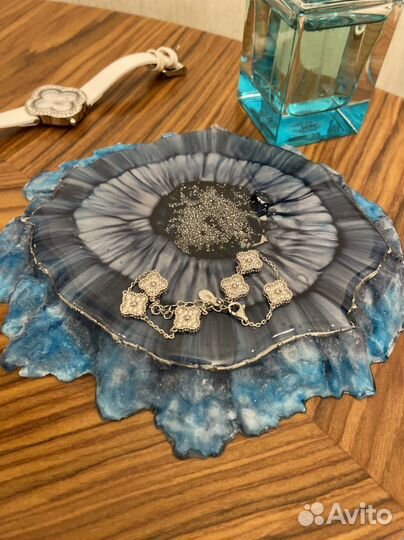 Подставка для украшений, духов, подстаканник