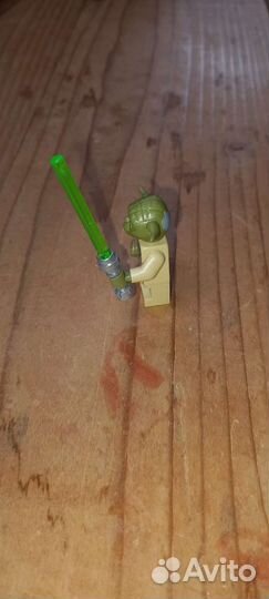 Фигурка lego Йода