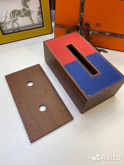 Салфетница Hermes деревянная кожа красная