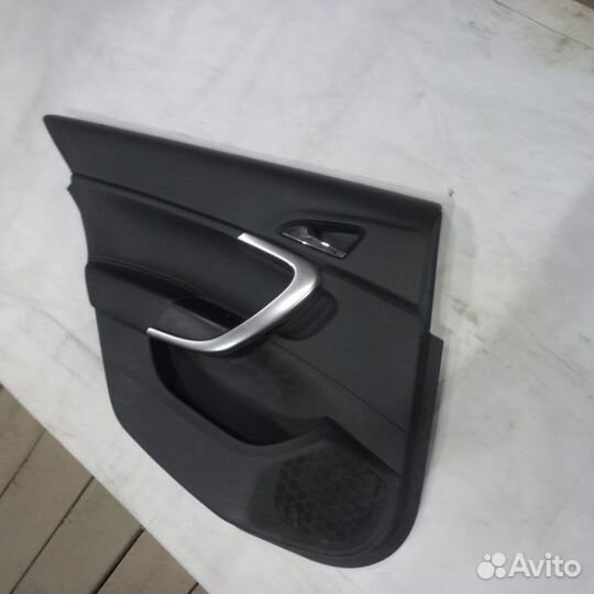 Обшивка двери задняя левая Opel Insignia