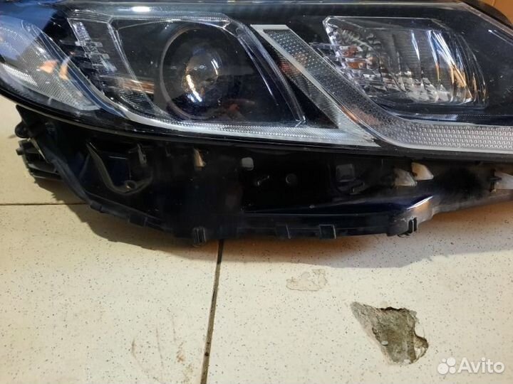 Фара передняя правая Toyota Camry V70 2018+