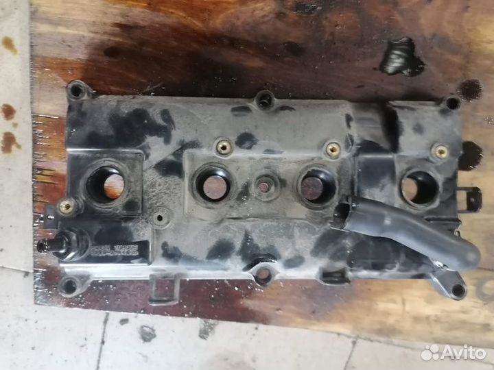 Клапанная крышка Renault Fluence 1 2.0 M4RK751