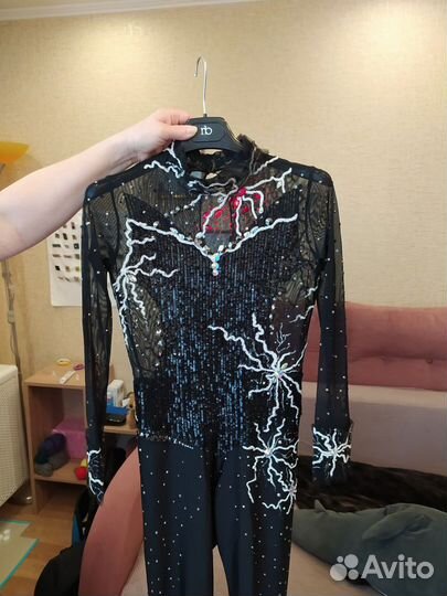 Костюм для художественной гимнастики 140