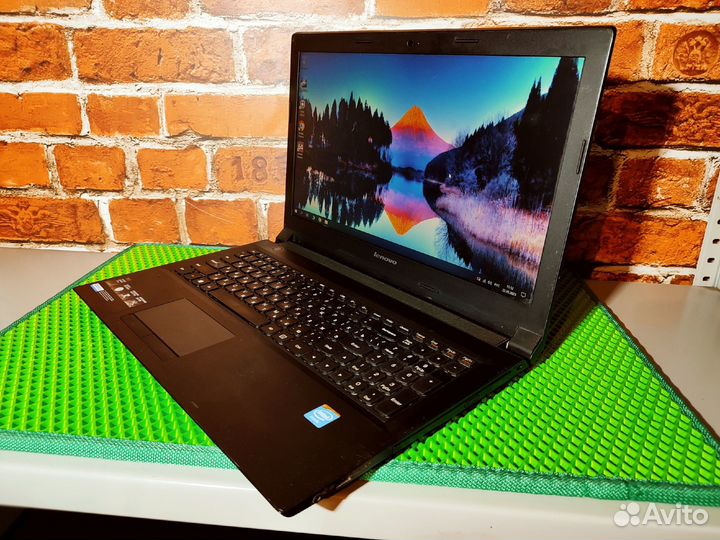 Ноутбуки с гарантией (Много)