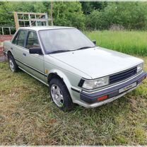 Nissan Bluebird 2.0 MT, 1986, 200 000 км, с пробегом, цена 30 000 руб.