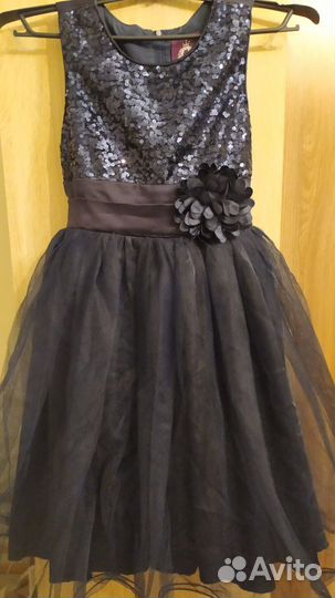 Платье на девочку р-р 134