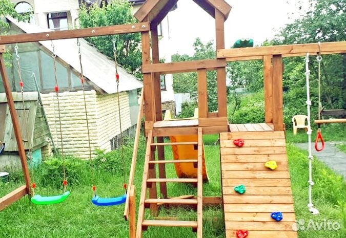 Детская деревянная площадка