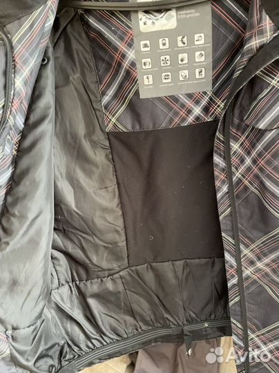 Костюм горнолыжный