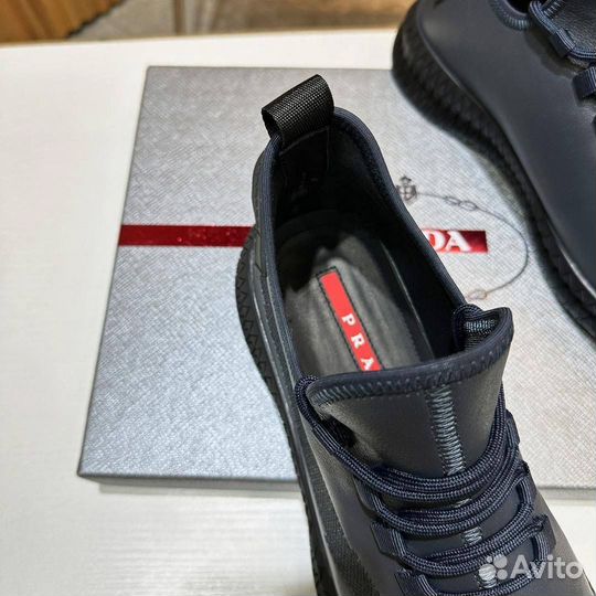 Кроссовки Prada