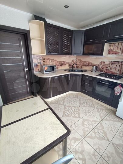 1-к. квартира, 37 м², 3/6 эт.
