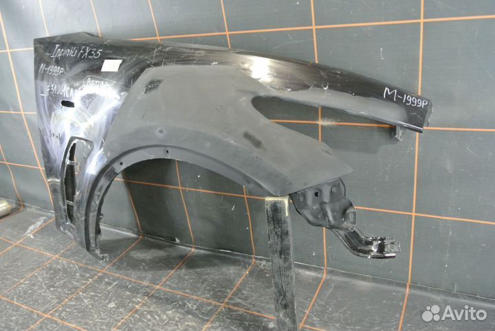 Крыло переднее правое - Infiniti FX35