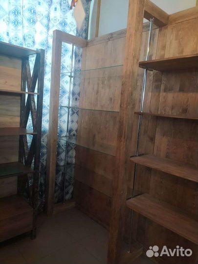 Стеллаж из натурального дерева