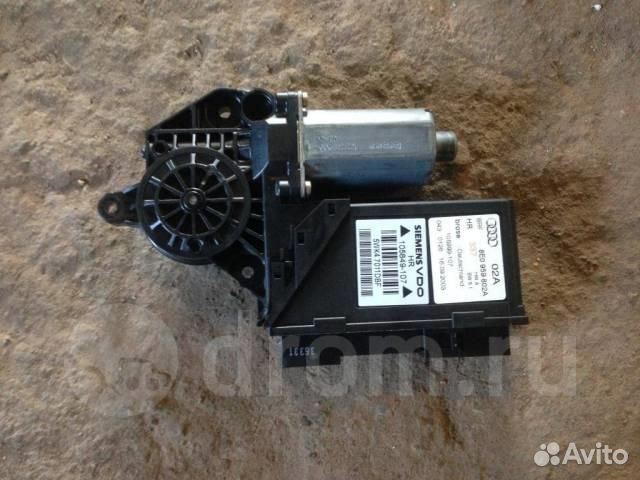 Моторчик стеклоподъемника задний правый Audi A4