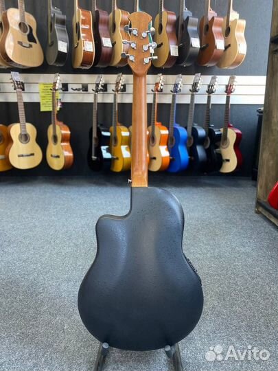 Гитара электроакустическая