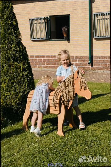 Деревянная лошадка для ребенка 5 лет