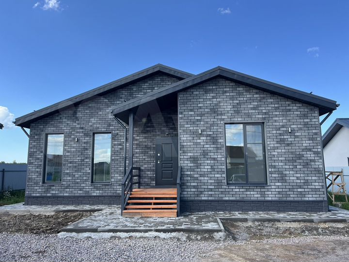 Коттедж 120 м² на участке 6 сот.