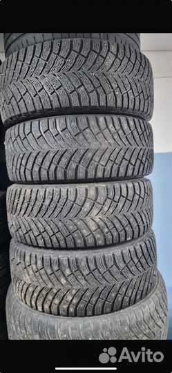Michelin X-Ice North 4 225/50 R17