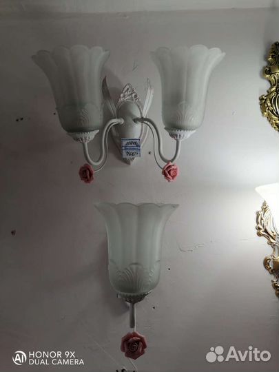 Настенный светильник бра