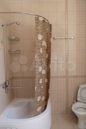 1-к. квартира, 38 м², 1/3 эт.