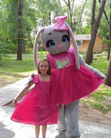 Белый мишка поздравление, Зайчик, Аниматоры
