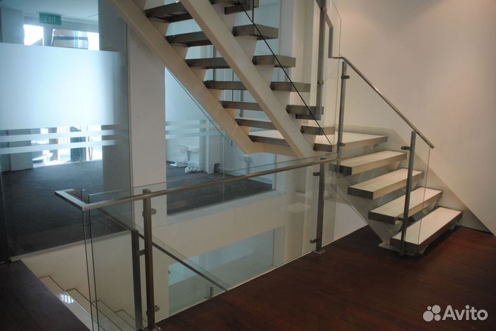 Ограждения из стекла без посредников