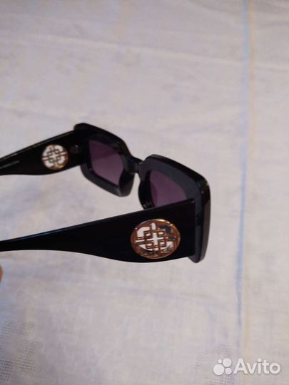 Солнцезащитные очки женские