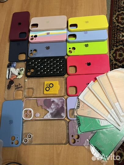 Чехол на iPhone 13