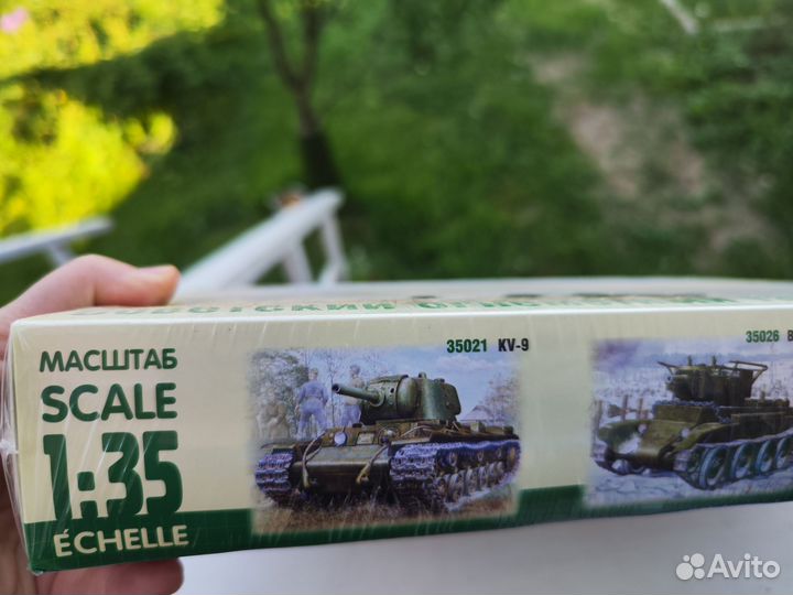 Модель танка и Катюши 1к35