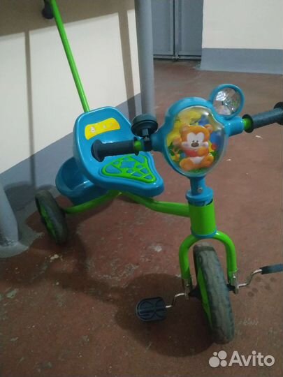 Детский трехколесный велосипед бу