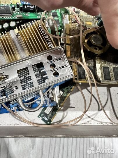 Видеокарты сетевые карты и другие детали