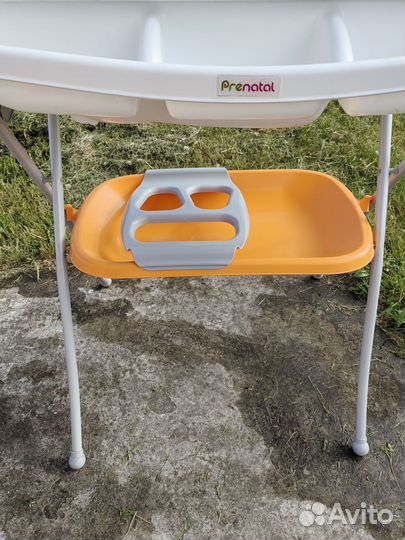 Пеленальный столик с ванночкой