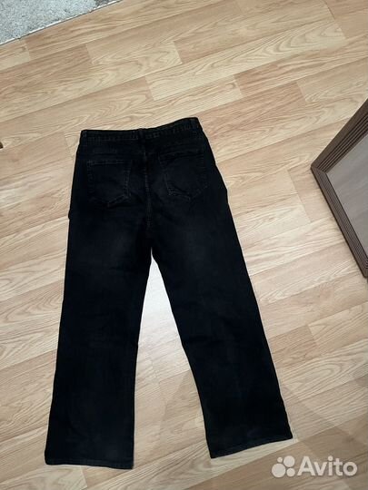 Джинсы широкие