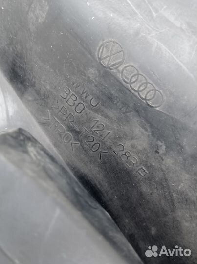 Passat B5 B5+ кронштейн радиатора левый правый