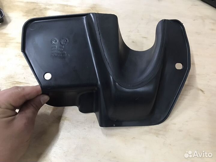 Кожух рулевой колонки 3C1863129A Passat CC