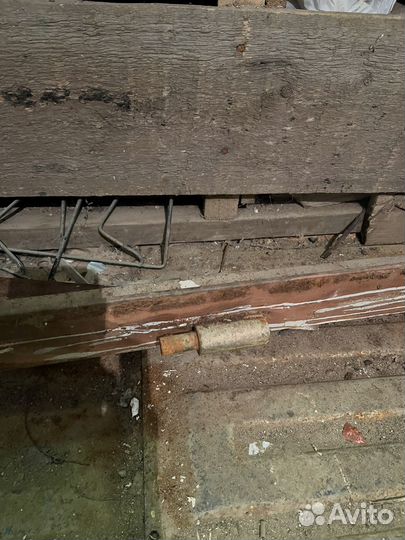 Железная дверь