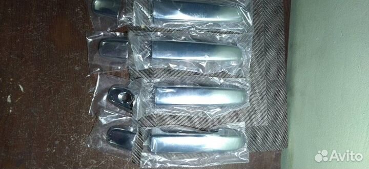 Накладки на ручки двери