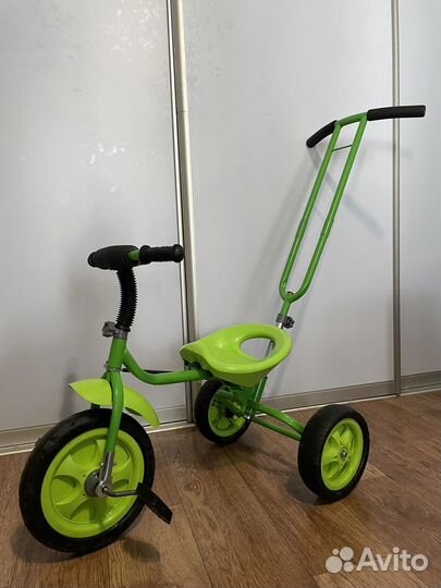 Детский велосипед с родительской ручкой